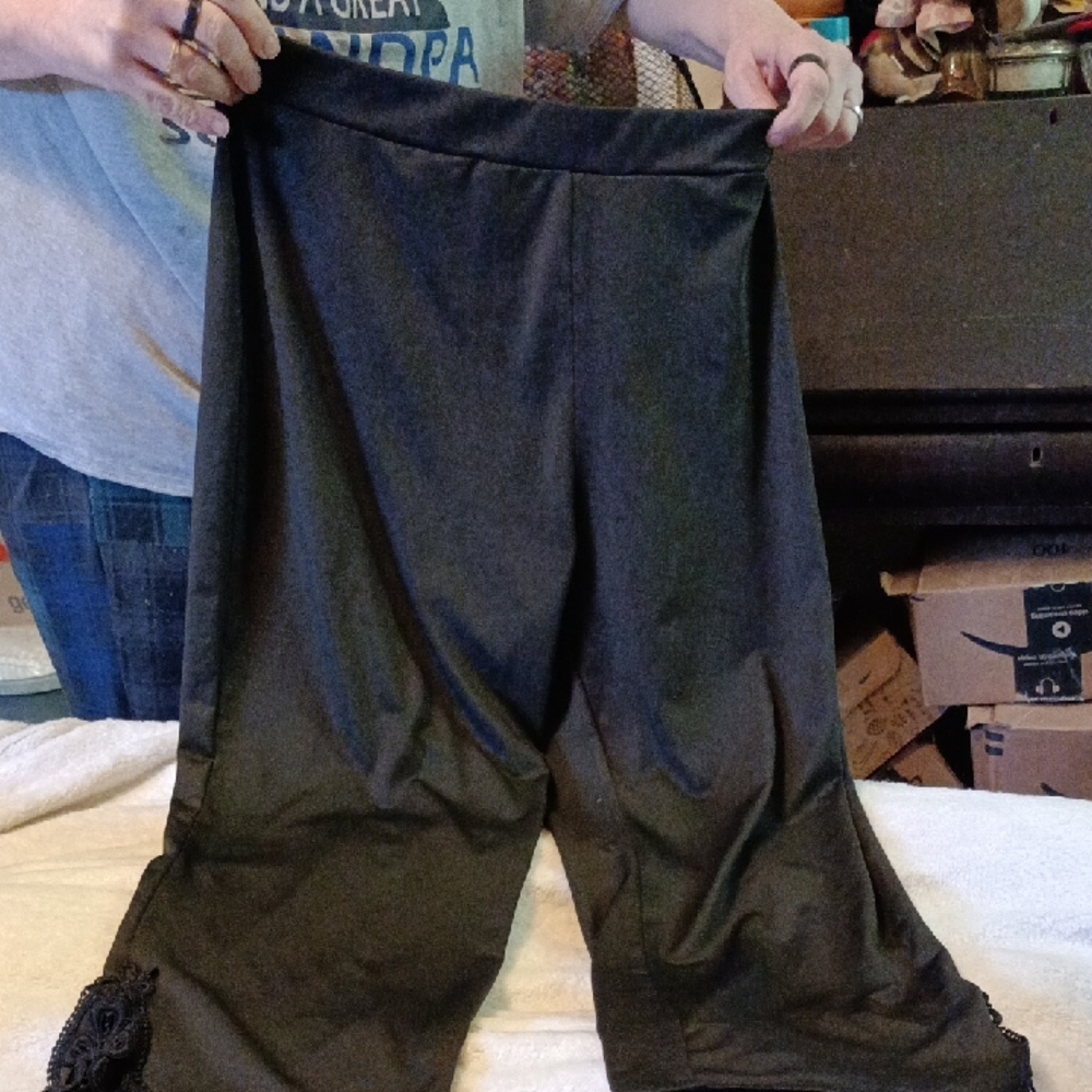 Black Wide-Leg Pants with Lace Detail Size 1XL